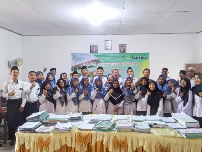 Penilaian Kinerja Kepala Madrasah ( PKKM 4 Tahunan )